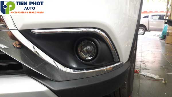 tien phat auto chuyen do den cho oto tai tphcm